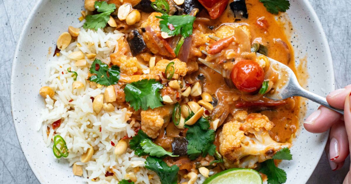 Mob — Peanutty Aubergine, Cauliflower & Coconut Curry