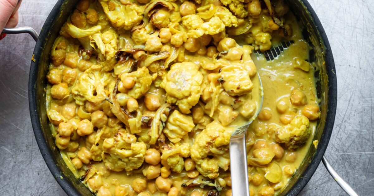 Mob — Batch Recipe Cauliflower, Chickpea & Peanut Curry