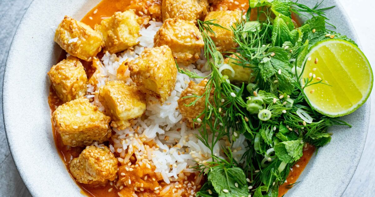 Crispy Sesame Tofu Curry & Rice Mob