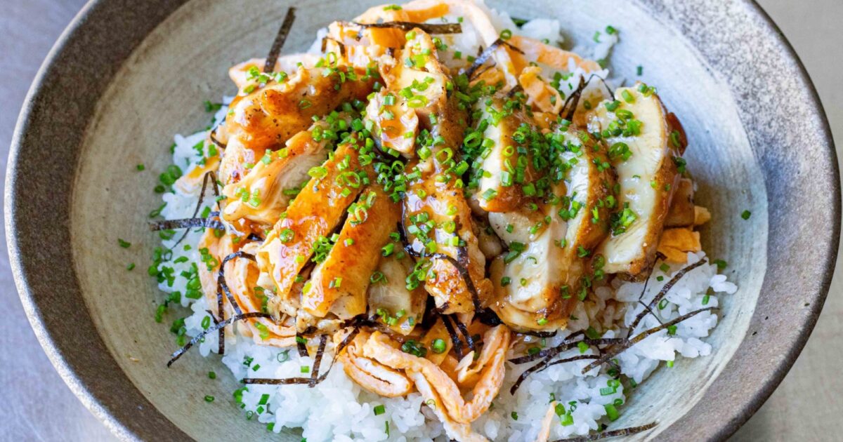 Teriyaki Glazed Chicken & Chive Rice Bowl | Mob