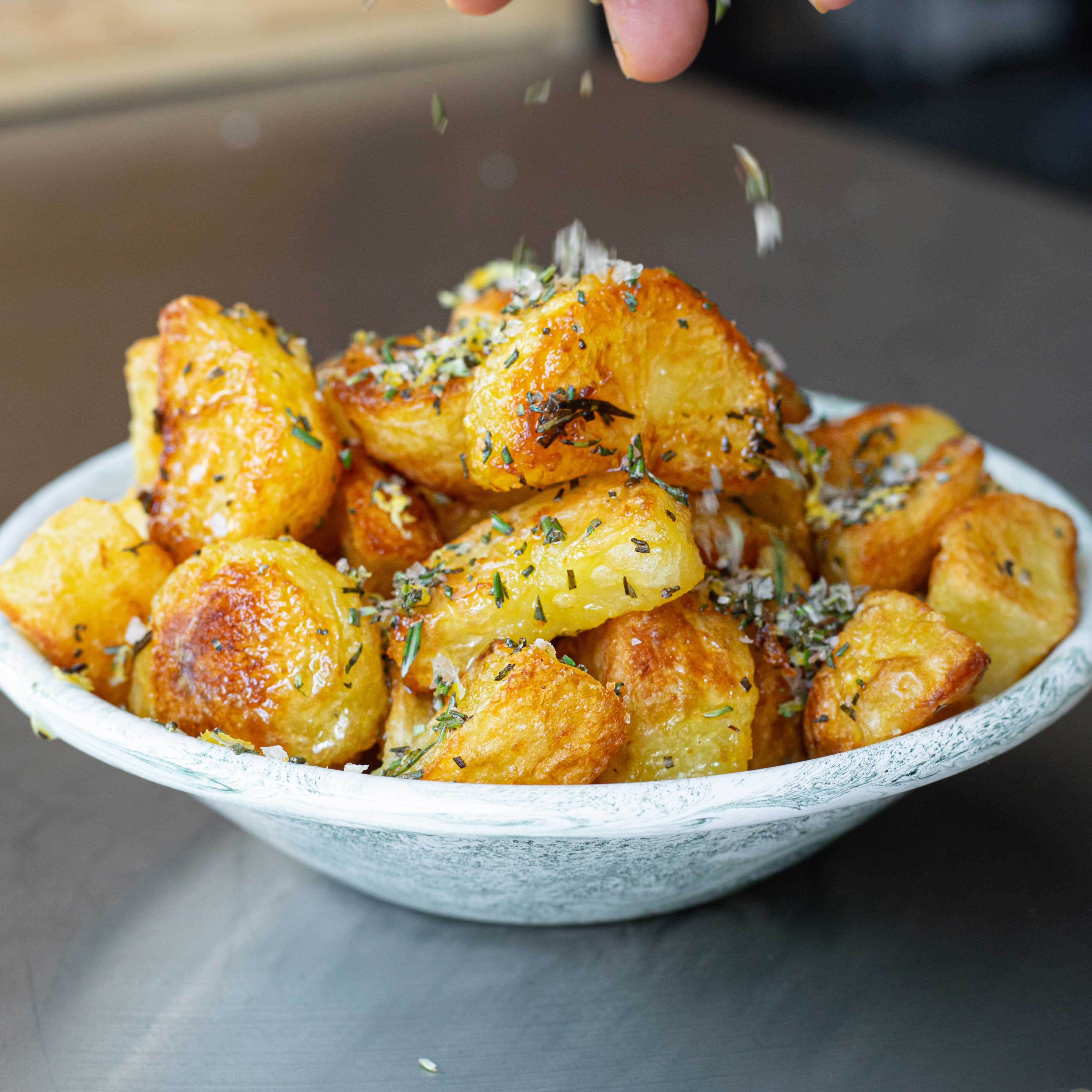 Air Fryer Roast Potatoes Recipe-image