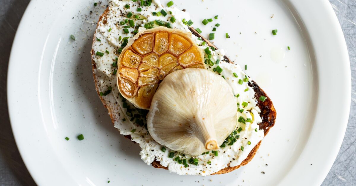 Mob — Confit Garlic Goat’s Cheese Toast